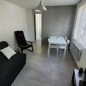 La Maison Dans Le Jardin Hébergement de vacances
